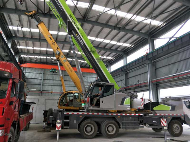 元江高空车出租需要注意哪些安全事项？